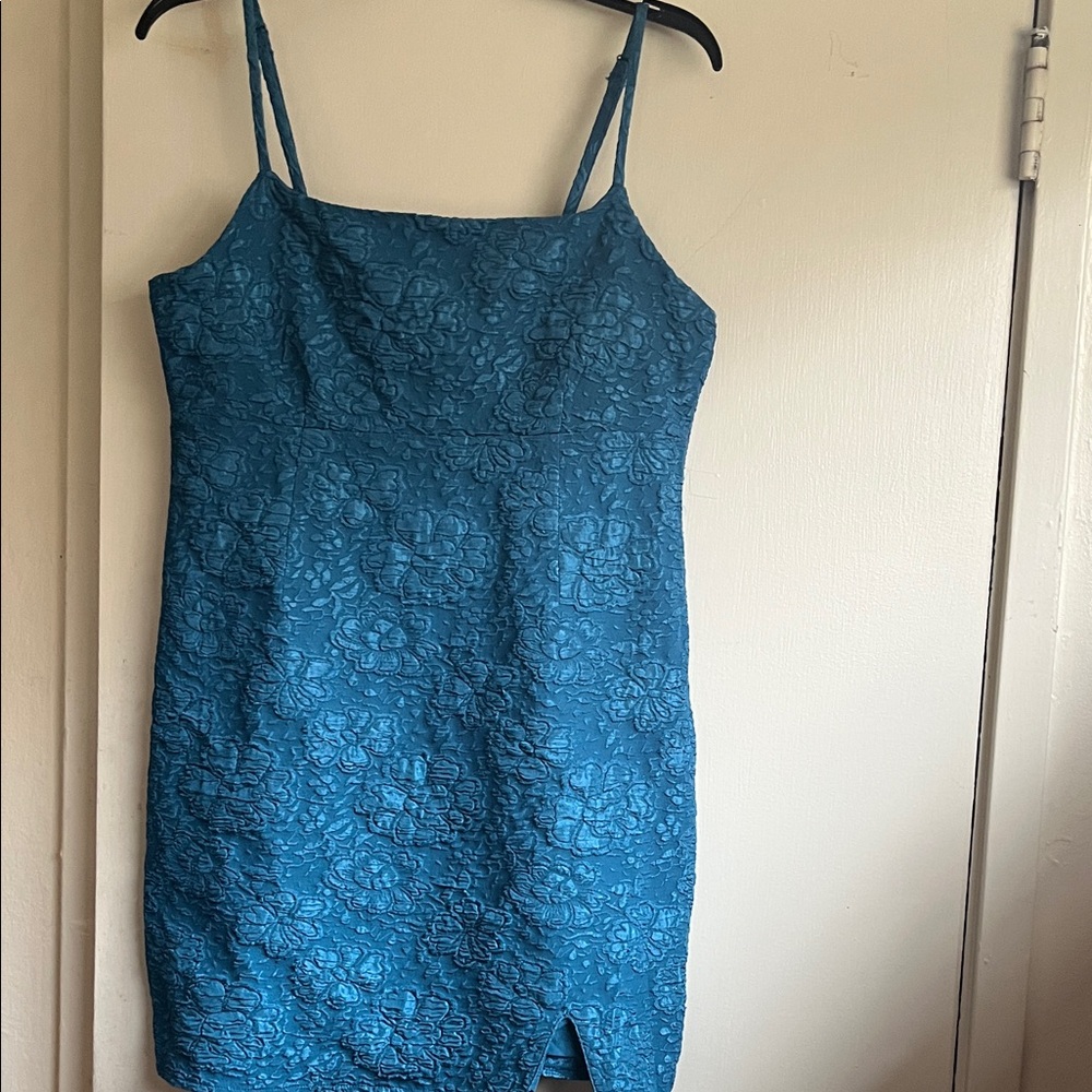Elegant Blue Lace Mini Dress
